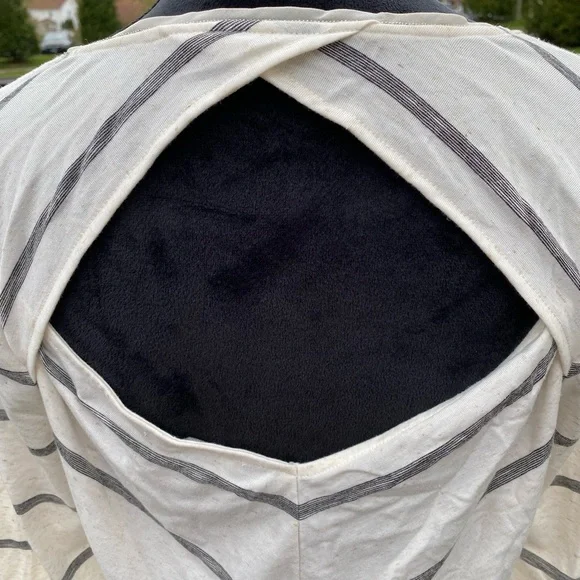 Intricate top by WHBM - Picture 6 of 7